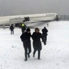 Bu defa New York’ta bir yolcu uçağı pistten oldu