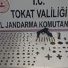 Baskın yapılan evden 217 parça tarihi eser çıktı Baskın yapılan evden 217 parça tarihi eser çıktı