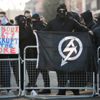 İngiltere'de Neo-Nazi askerler tutuklandı