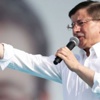 Davutoğlu, 'AK Parti ayaktadır ve ayakta kalacaktır'