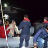 İzmir de 61 kaçak göçmen yakalandı