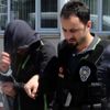 Parkta uyuşturucu haplarla yakalandılar Parkta uyuşturucu haplarla yakalandılar