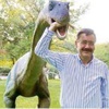 Robotun yerine dinozor heykeli dikecek