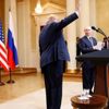 Eski Kaliforniya Valisi Schwarzenegger: Trump, Putin'in yanında haşlanmış makarna gibi görünüyordu