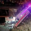 İstanbul'da hasta taşıyan ambulans devrildi İstanbul'da hasta taşıyan ambulans devrildi