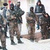 Uyuşturucu tacirlerine şafak baskını Uyuşturucu tacirlerine şafak baskını