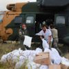 Yardımlar MSB helikopterleriyle sel bölgelerine ulaştırılıyor