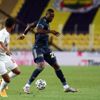 Fenerbahçe ilk kupasını aldı Fenerbahçe ilk kupasını aldı