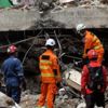 Endonezya'daki depremde ölenlerin sayısı 81'e çıktı Endonezya'daki depremde ölenlerin sayısı 81'e çıktı