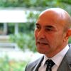 Tunç Soyer İzmir'de vurgunu yaptı işçiler maaşsız kaldı Tunç Soyer İzmir'de vurgunu yaptı işçiler maaşsız kaldı