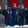 Başkan Erdoğan Taksim Camii'ne geldi, namaz kılmak isteyenler meydanı doldurdu