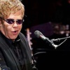 Putin bu kez Elton John'u gerçekten aradı Putin bu kez Elton John'u gerçekten aradı