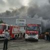 SON DAKİKA! Kocaeli'de geri dönüşüm tesisinde yangın! Alevler bir anda her tarafı sardı