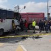 Minibüsle kamyon çarpıştı, iki kişi yaralandı Minibüsle kamyon çarpıştı, iki kişi yaralandı