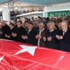 Hayatını kaybeden İnfaz Koruma Memuru için Adliye'de tören düzenlendi Hayatını kaybeden İnfaz Koruma Memuru için Adliye'de tören düzenlendi