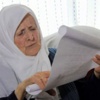Erdoğan hayranı nineye şiddet! Erdoğan hayranı nineye şiddet!