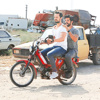 Burak ve Murat mobilette