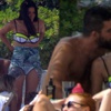 Arda Turan'dan Aslıhan'a öpücük Arda Turan'dan Aslıhan'a öpücük