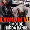 Son dakika: Ankara’da hurda alım satım vaadiyle 2.5 milyon TL’lik vurgun yaptı Son dakika: Ankara’da hurda alım satım vaadiyle 2.5 milyon TL’lik vurgun yaptı