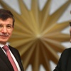 Davutoğlu’na zorlu rakip çıkıyor: Gül Davutoğlu’na zorlu rakip çıkıyor: Gül