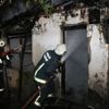Evi yanan yaşlı adam, yangını akrabalarının çıkardığını öne sürdü Evi yanan yaşlı adam, yangını akrabalarının çıkardığını öne sürdü