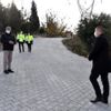 Büyükşehirden Aşağı Kayapınar Mezarlığında kilit parke ... Büyükşehirden Aşağı Kayapınar Mezarlığında kilit parke ...
