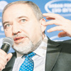 Lieberman: Arapların kafalarını kesmeli!