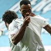 Beşiktaş'a Cyle Larin piyangosu! 15 milyon euro... Beşiktaş'a Cyle Larin piyangosu! 15 milyon euro...