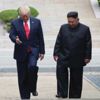 ABD Başkanı Trump, Kuzey Kore lider Kim Jong-un'la askerden arındırılmış bölgede bir araya geldi