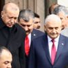 Cumhurbaşkanı Erdoğan cuma namazını Binali Yıldırım ile birlikte kıldı Cumhurbaşkanı Erdoğan cuma namazını Binali Yıldırım ile birlikte kıldı