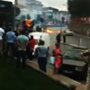 Okmeydanı'ndaki eylemciler halk otobüsünü yaktı Okmeydanı'ndaki eylemciler halk otobüsünü yaktı