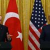 Başkan Erdoğan, ABD'de eylemlere katılan FETÖ'cülerin bilgilerini Trump'la paylaştı