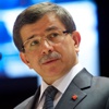 Ahmet Davutoğlu'ndan 'Mursi'li göndermelere sert tepki