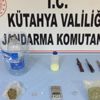 Kütahya'da uyuşturucu operasyonu. 4 kişi tutuklandı Kütahya'da uyuşturucu operasyonu. 4 kişi tutuklandı