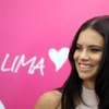 Adriana Lima eylemin ortasında kaldı Adriana Lima eylemin ortasında kaldı