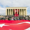Atatürk'e sevgi seli Atatürk'e sevgi seli