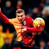 Podolski ateşlendi Podolski ateşlendi