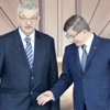 Başbakan Davutoğlu: 'AYM yetkisini aştı