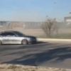 Trafikteki lüks araçların tehlikeli drift şovu kamerada Trafikteki lüks araçların tehlikeli drift şovu kamerada