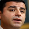 Demirtaş: 'Seviyorum sizi şapşikler' Demirtaş: 'Seviyorum sizi şapşikler'