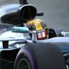 Hamilton tarihe geçti