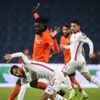 Avcı'dan Adebayor sürprizi Avcı'dan Adebayor sürprizi
