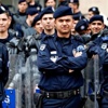 Polislere yapılan saldırılar üzerine emniyet kırmızı alarmda Polislere yapılan saldırılar üzerine emniyet kırmızı alarmda
