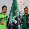 Denizlispor'dan iki imza birden Denizlispor'dan iki imza birden