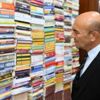 Tebrik çiçeği yerine 10 bin kitap toplandı