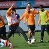 Semih Kaya antrenmana çıkamadı! İğne... Semih Kaya antrenmana çıkamadı! İğne...