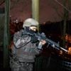 SON DAKİKA: İstanbul'da uyuşturucu tacirlerine şafak baskını: 1 kilo kokain ele geçirildi SON DAKİKA: İstanbul'da uyuşturucu tacirlerine şafak baskını: 1 kilo kokain ele geçirildi