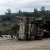 Balıkesir'de kamyonla otomobil çarpıştı: 30 yaralı