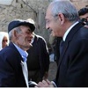 Kılıçdaroğlu'ndan Recep amcaya ziyaret Kılıçdaroğlu'ndan Recep amcaya ziyaret