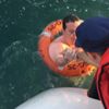 12 saat sonra denizde işte böyle canlı bulundu